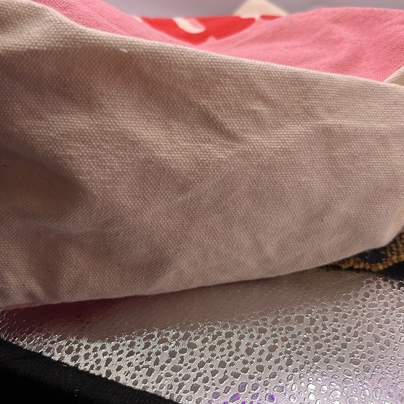 Fluf Organic Cotton Oui Reusable lunch bag with Waterproof Bottom - Picture 3 of 6